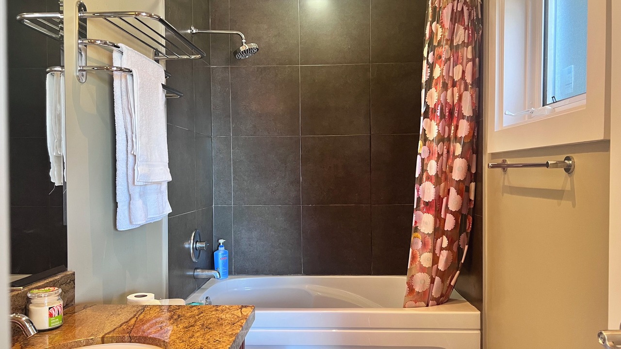 Photo of Bathroom in West Point Grey