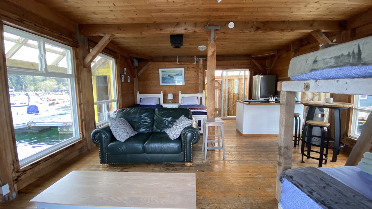 Photo of Livingroom in Tofino
