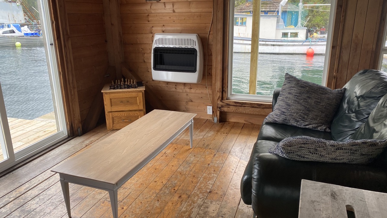 Photo of Livingroom in Tofino