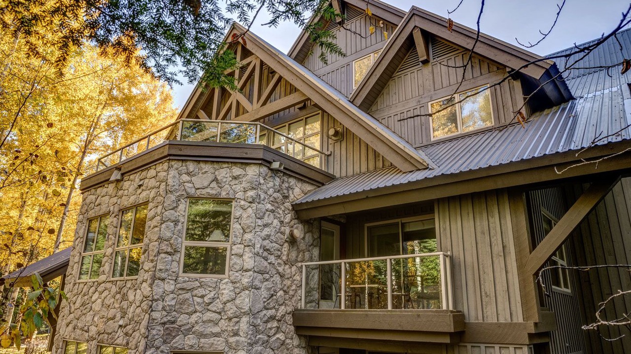 Photo of Outdoor in Upper Village