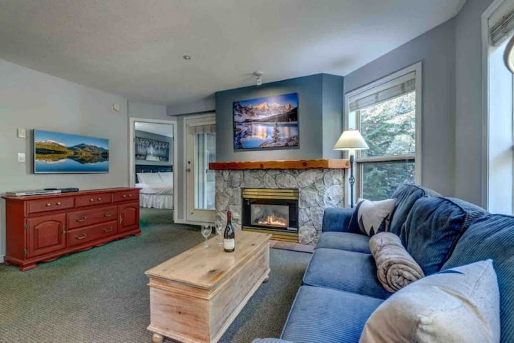 Photo of Livingroom in Upper Village
