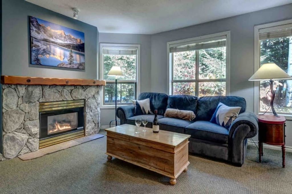 Photo of Livingroom in Upper Village
