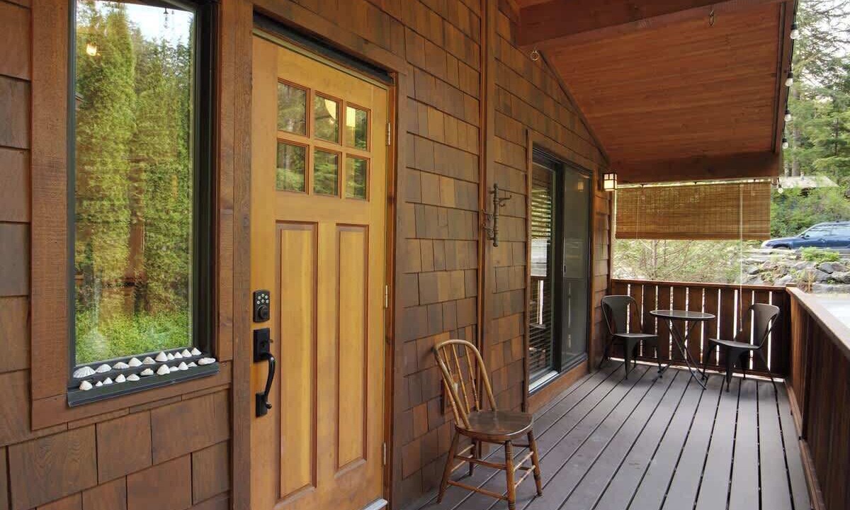 Photo of Patio Balcony in Port Renfrew