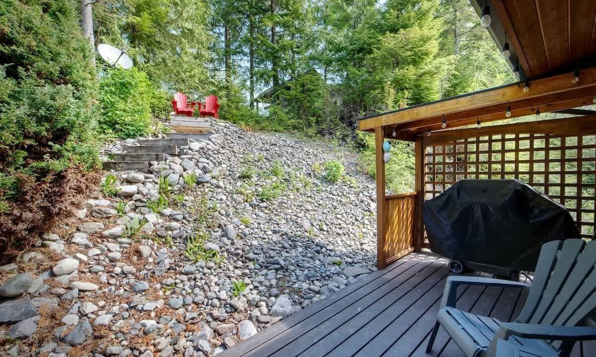 Photo of Patio Balcony in Port Renfrew