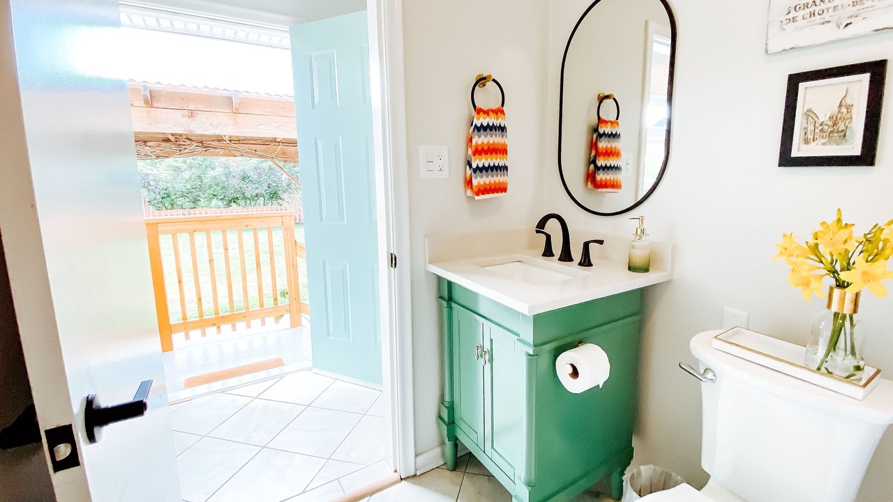 Photo of Bathroom in Okanagan-Similkameen