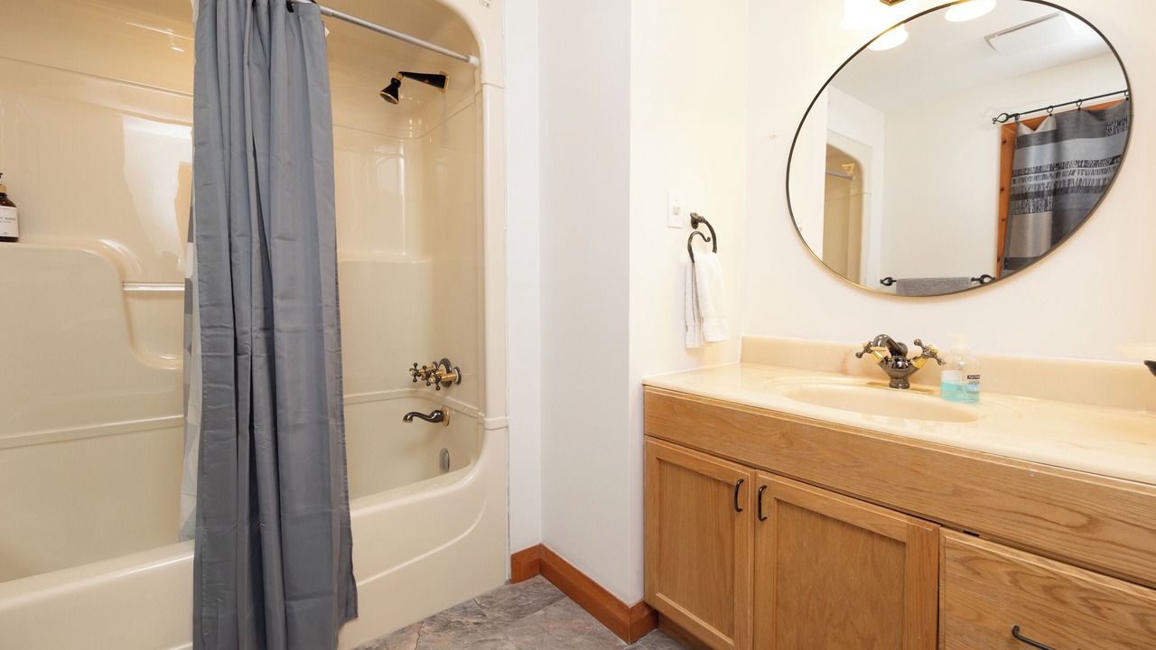 Photo of Bathroom in Windermere