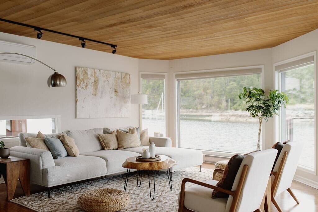 Photo of Bedroom in Halfmoon Bay