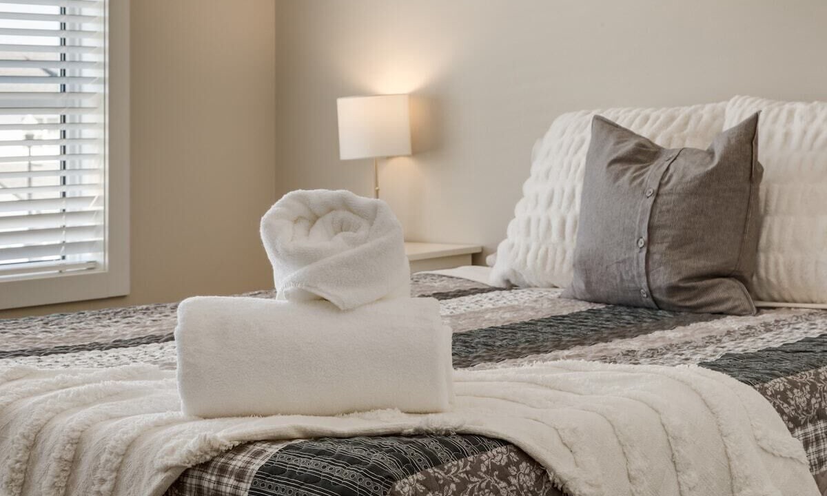 Photo of Bedroom in Sylvan Lake