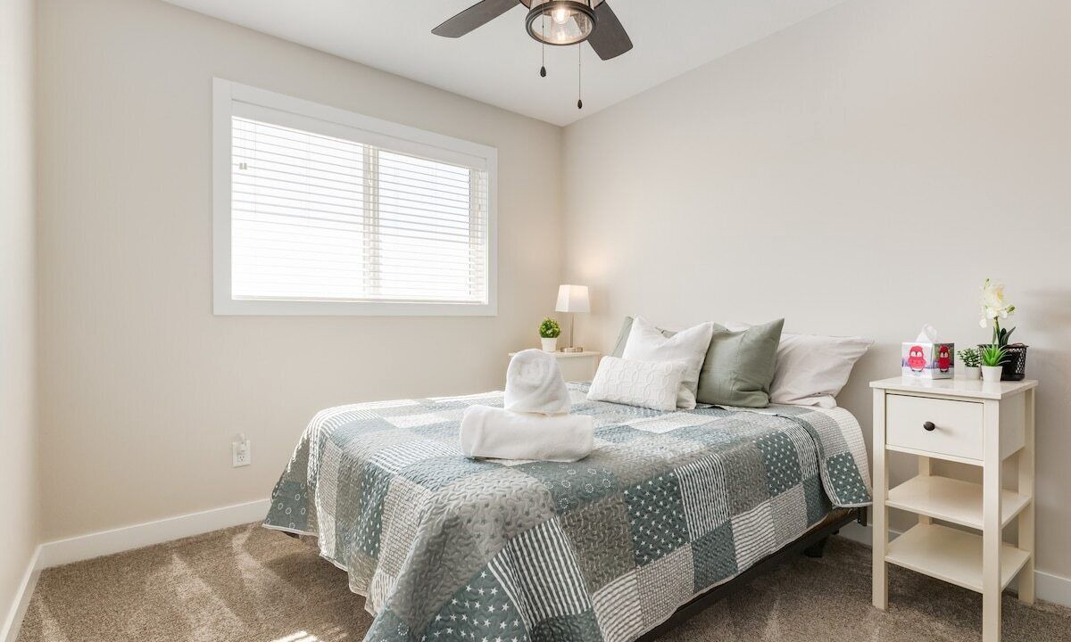 Photo of Bedroom in Sylvan Lake