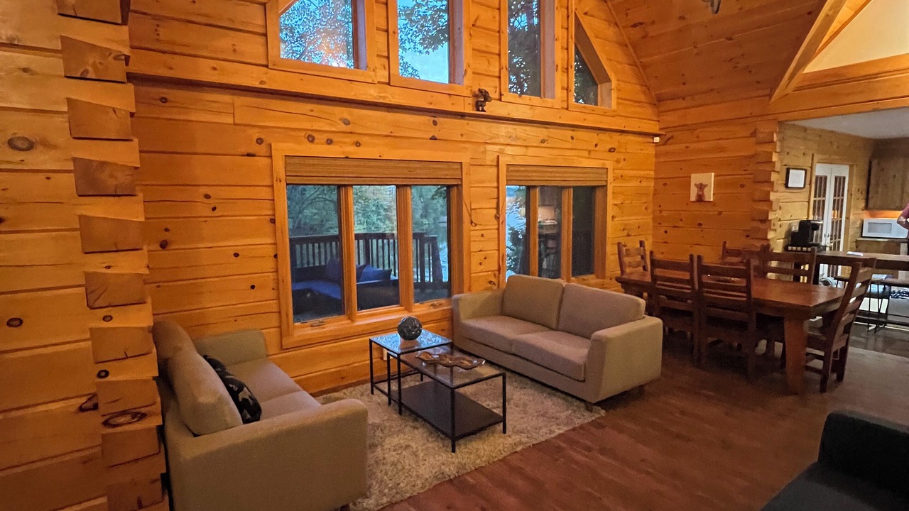 Photo of Livingroom in Trent Lakes