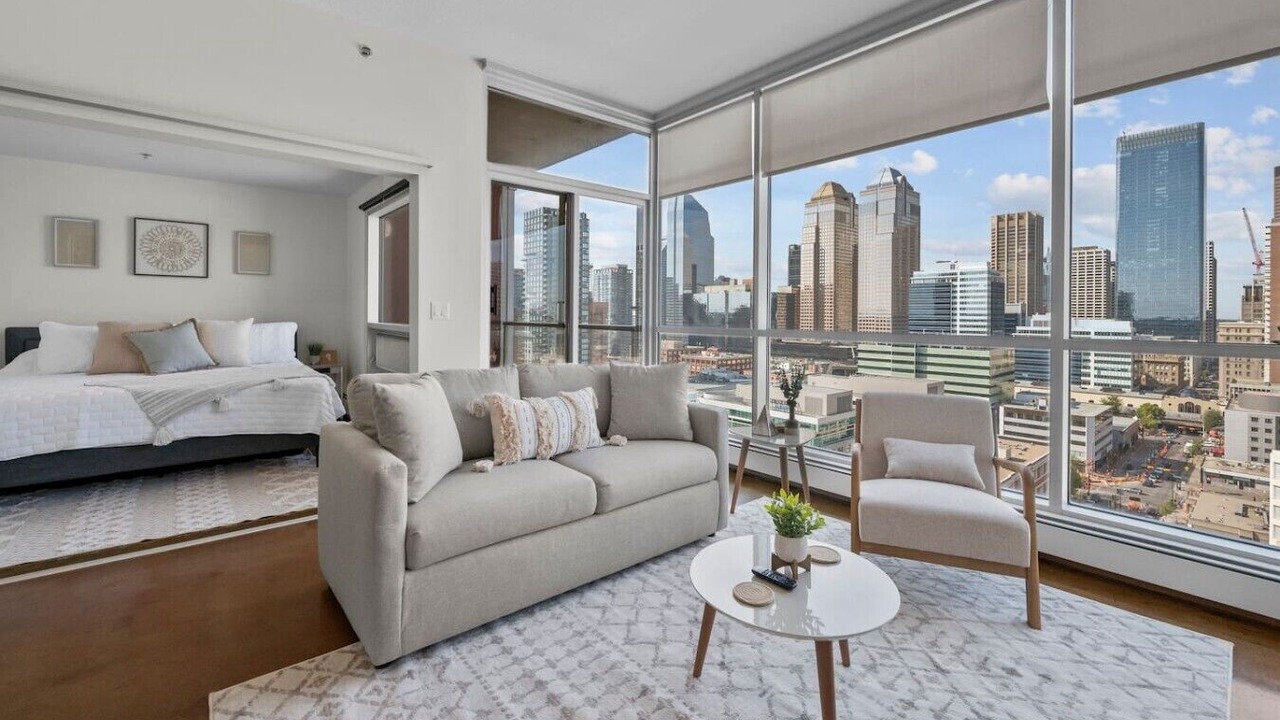 Photo of Livingroom in Beltline