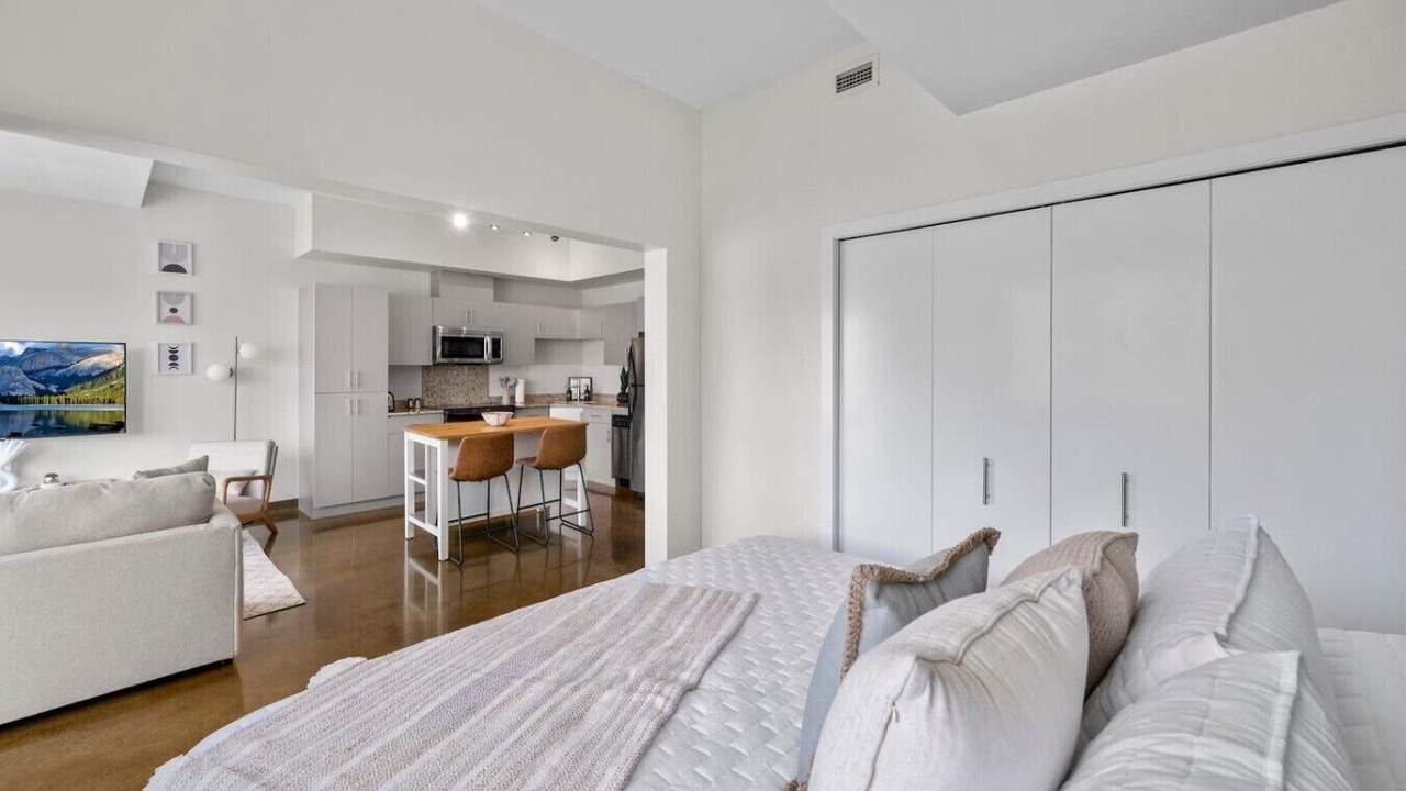 Photo of Bedroom in Beltline