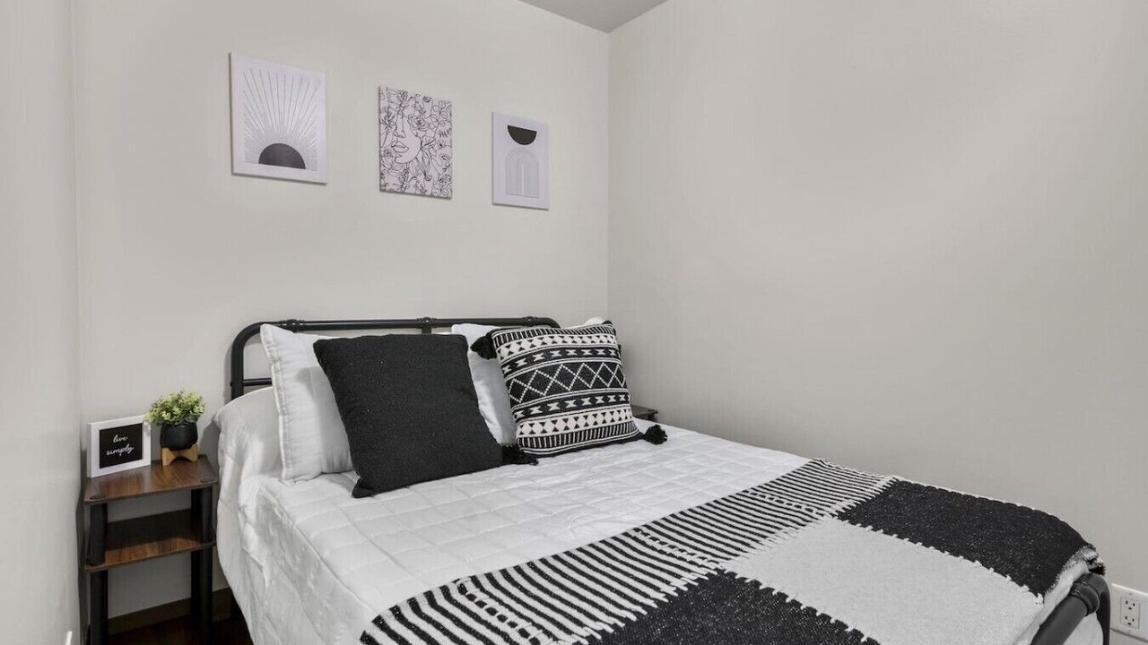 Photo of Bedroom in Beltline