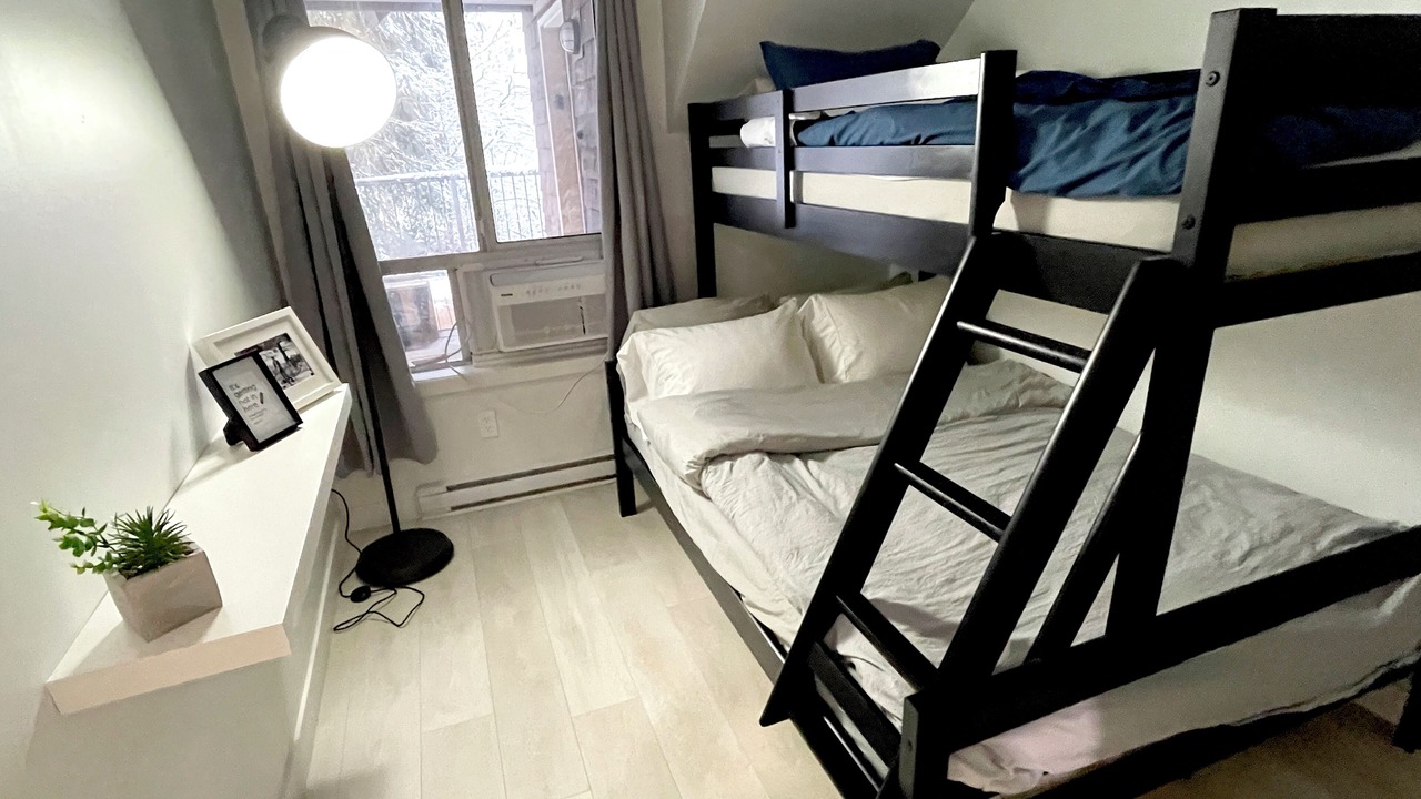 Photo of Bedroom in Village North