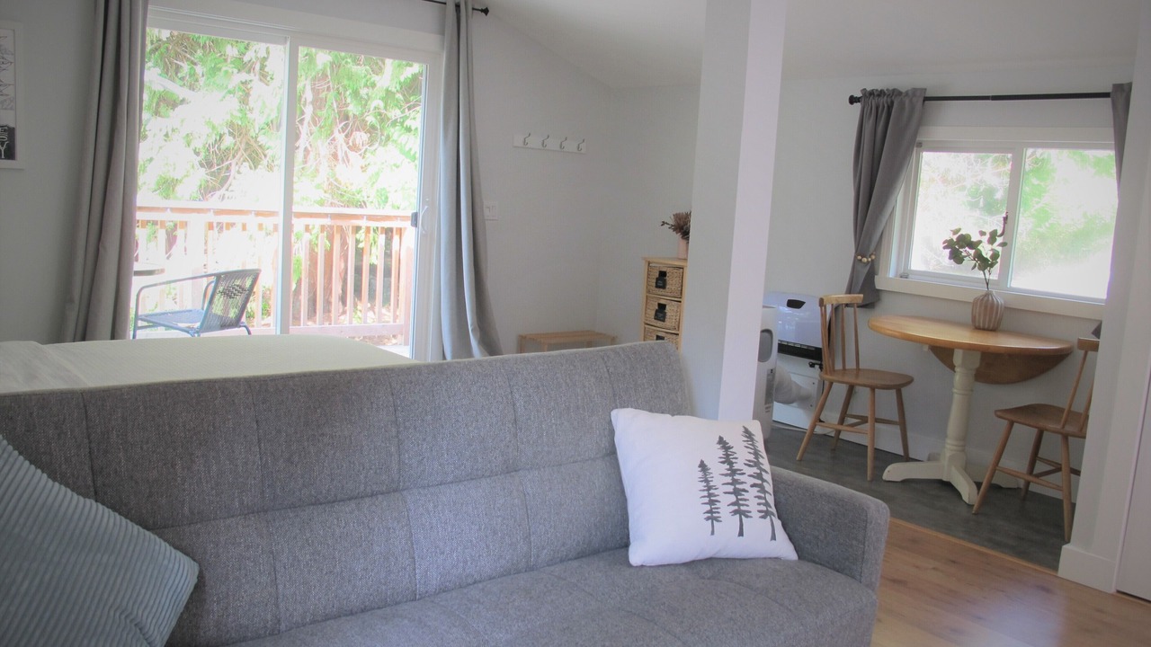 Photo of Livingroom in Gibsons