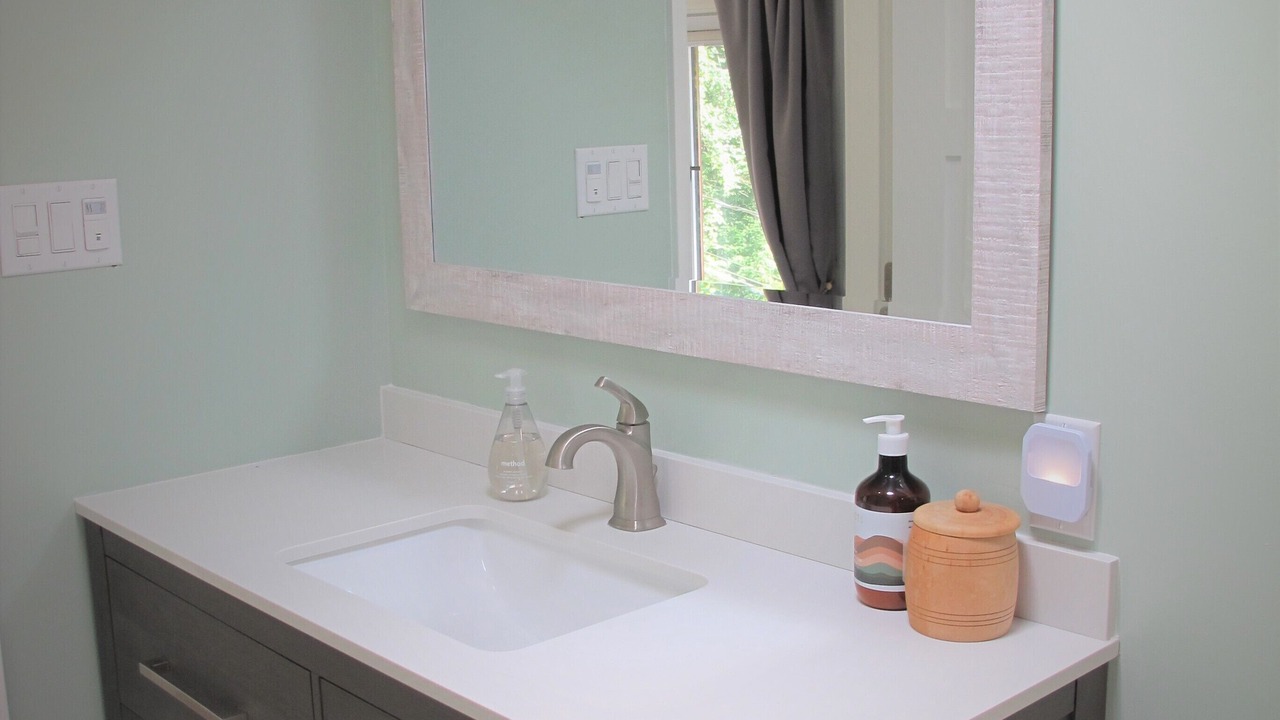 Photo of Bathroom in Gibsons