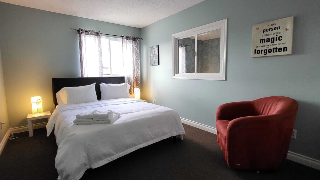 Photo of Bedroom in Haney