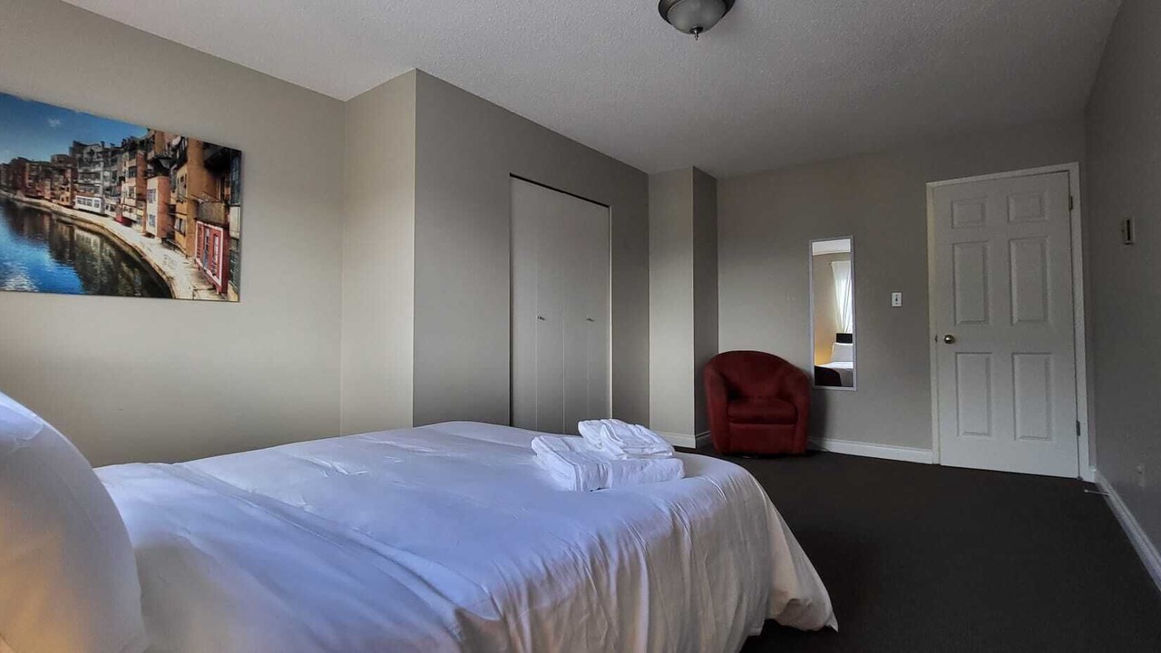 Photo of Bedroom in Haney