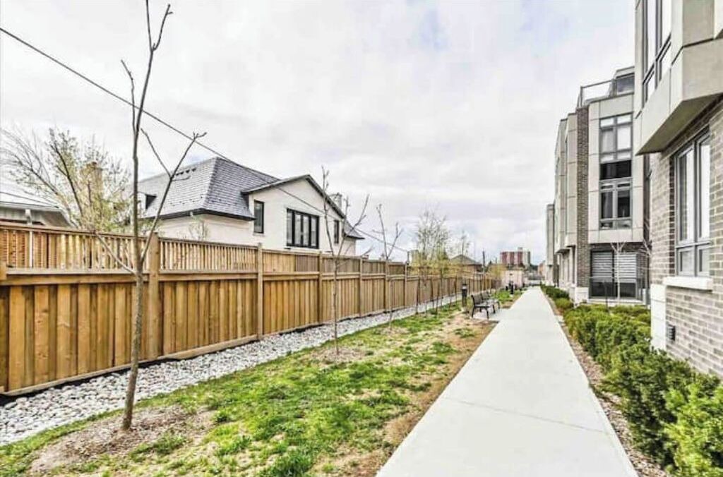 Photo of Outdoor in Lawrence Heights
