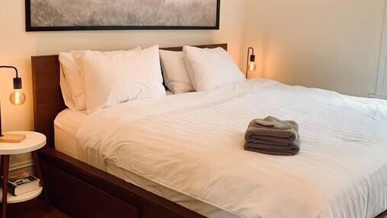 Photo of Bedroom in North End
