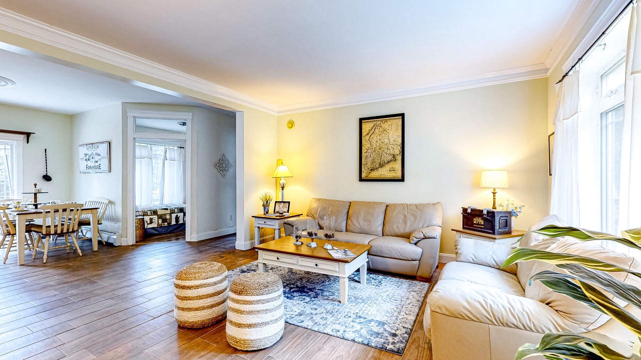 Photo of Livingroom in Holden