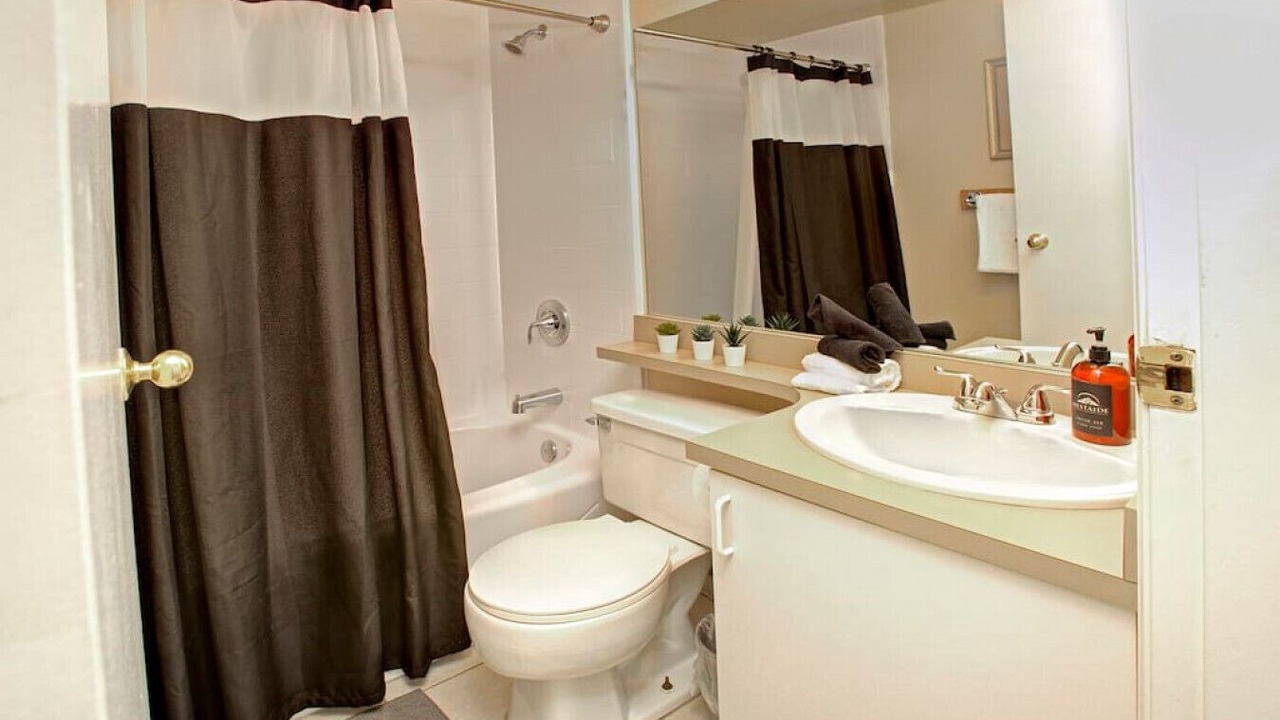 Photo of Bathroom in Village North