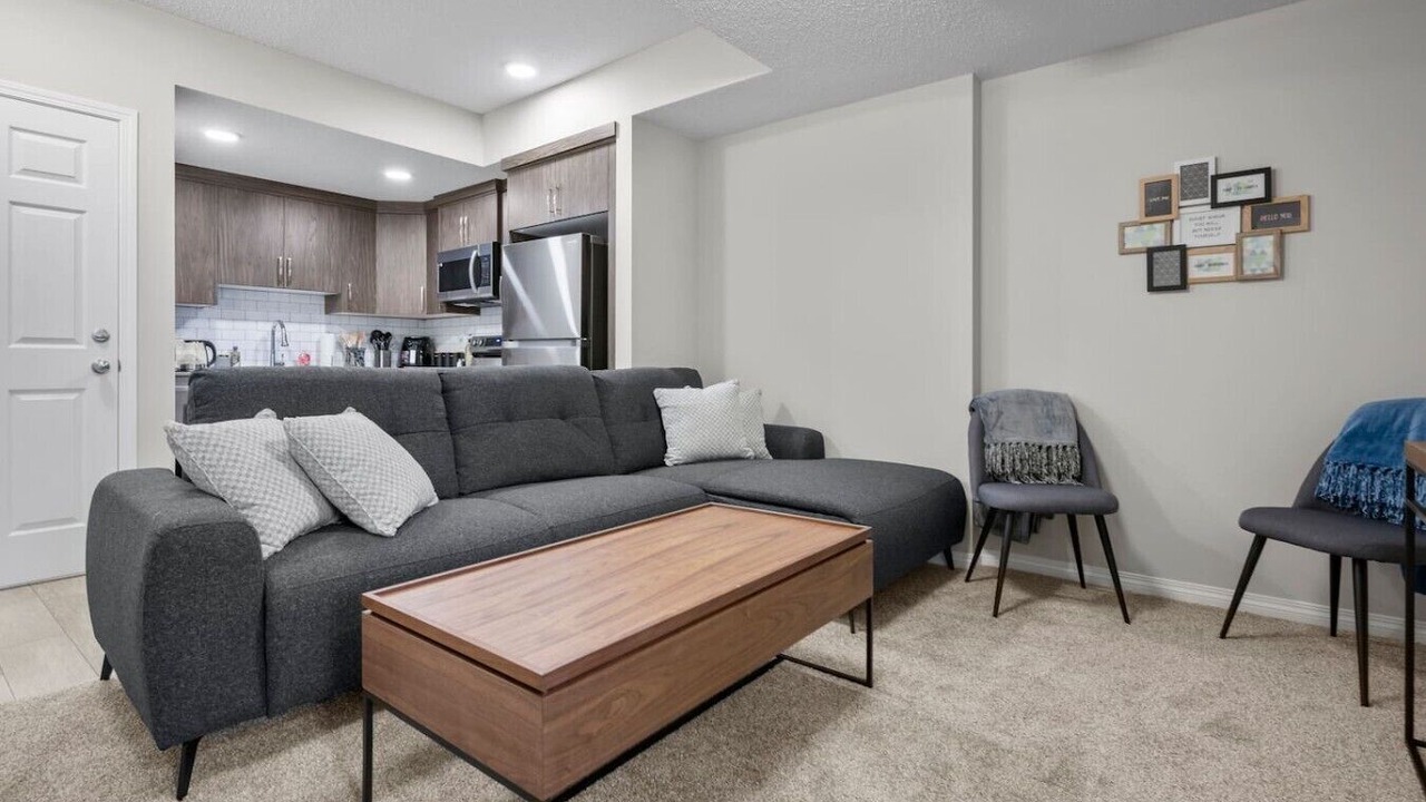 Photo of Livingroom in Calgary