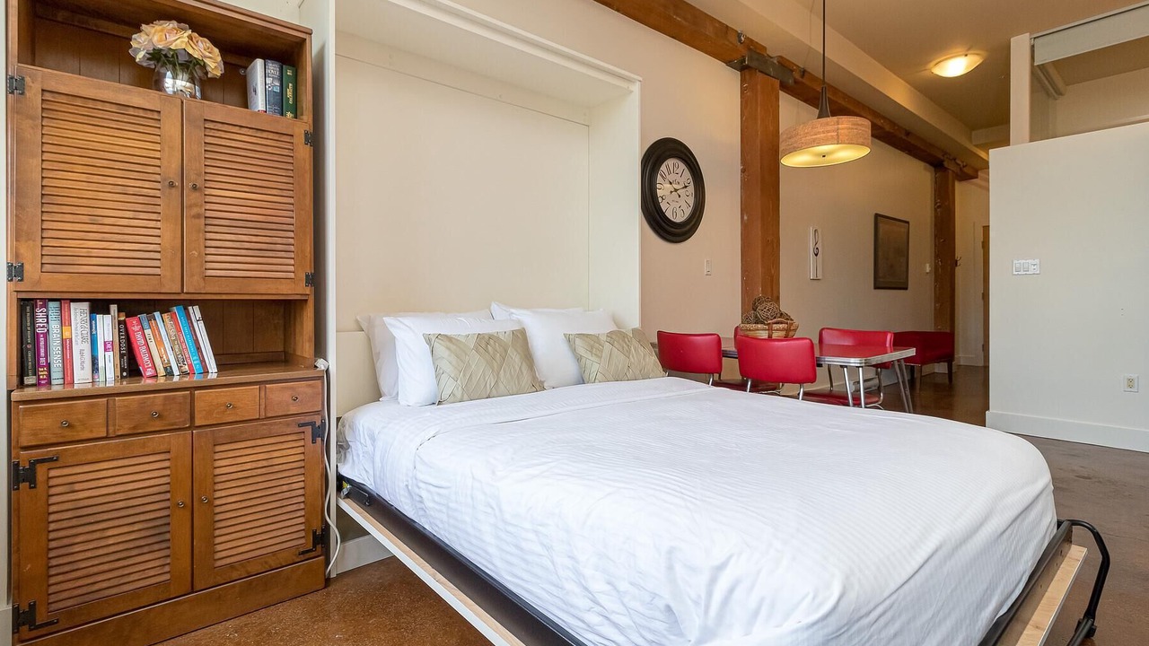 Photo of Bedroom in Downtown Victoria