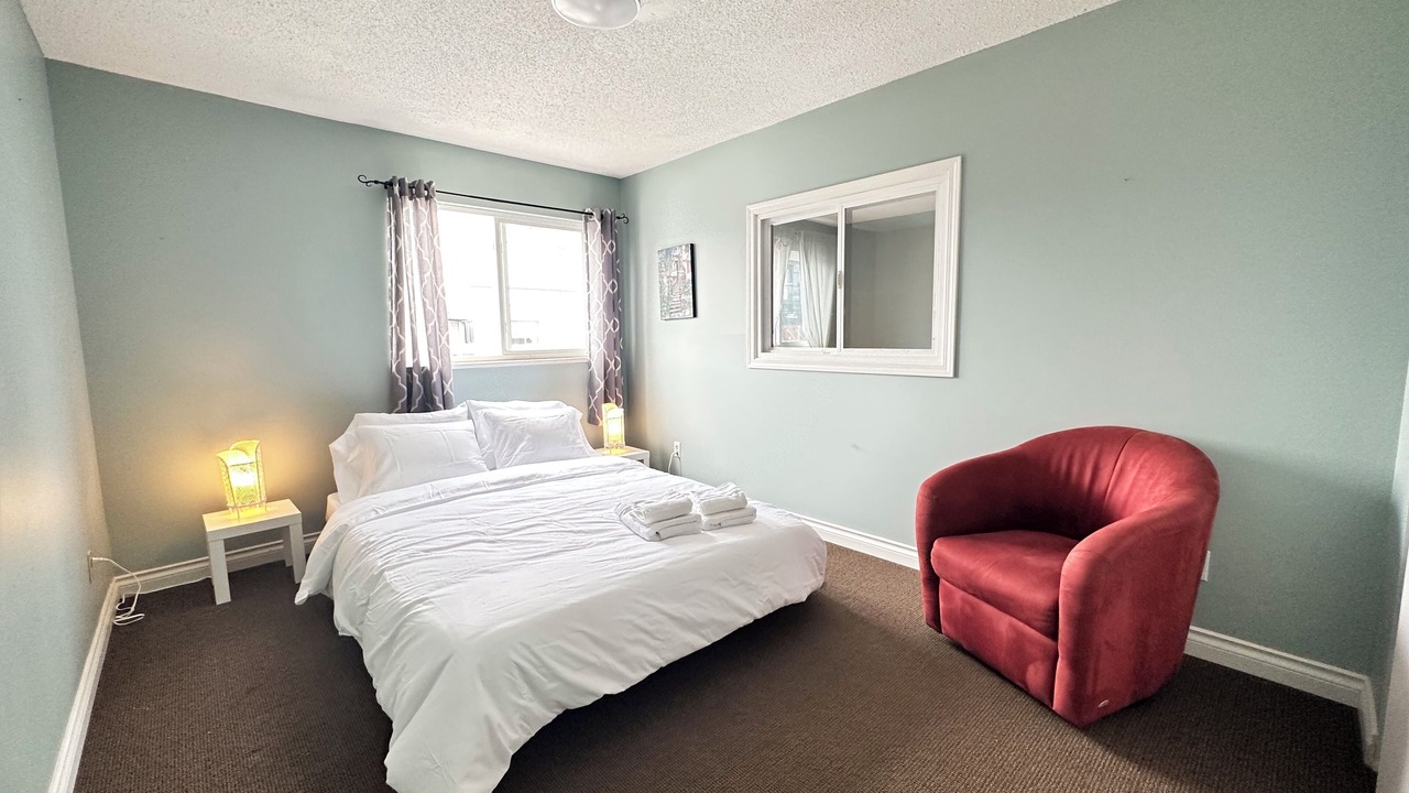 Photo of Bedroom in Haney
