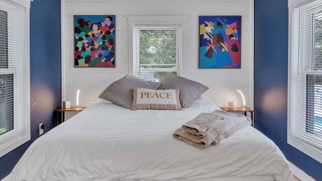 Photo of Bedroom in Boblo Island