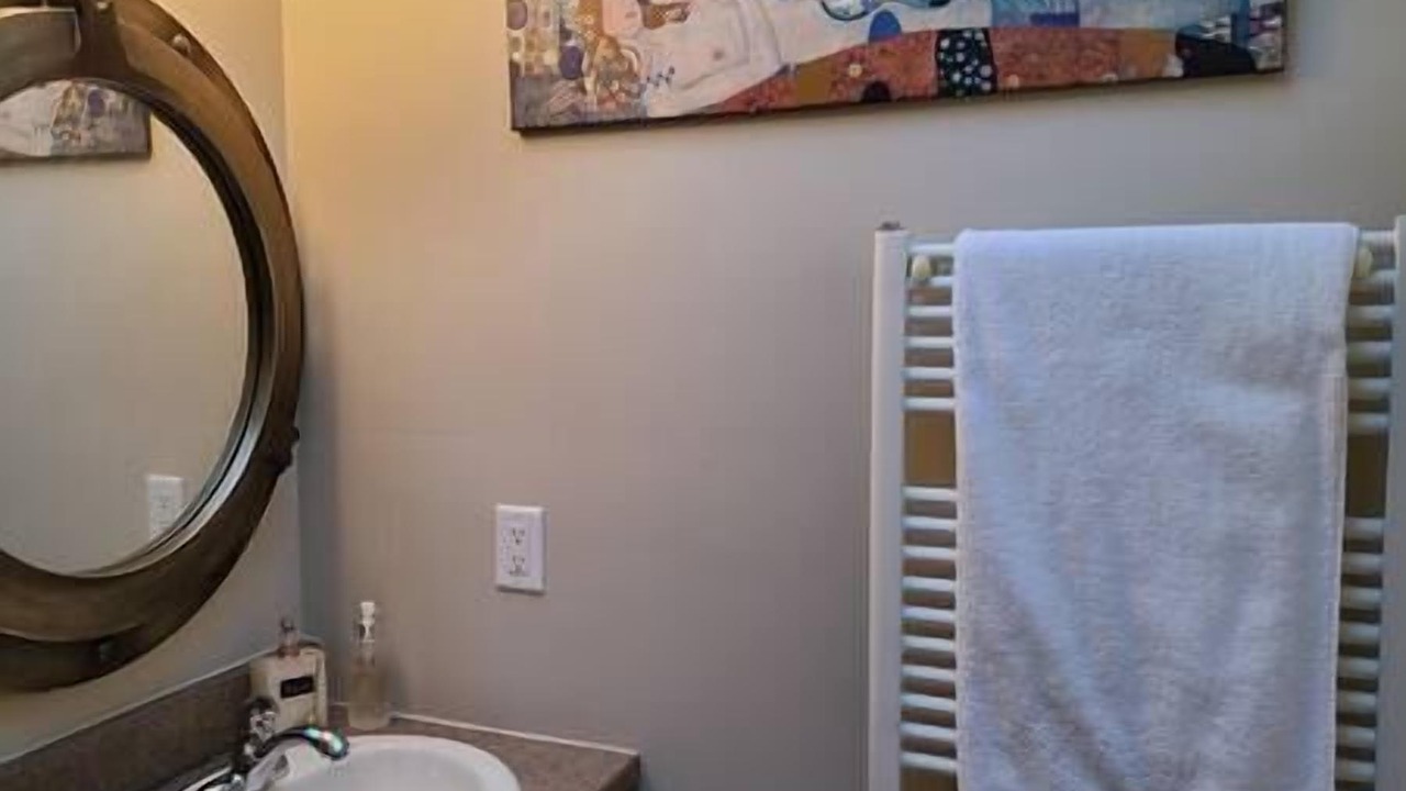 Photo of Bathroom in Western Shore