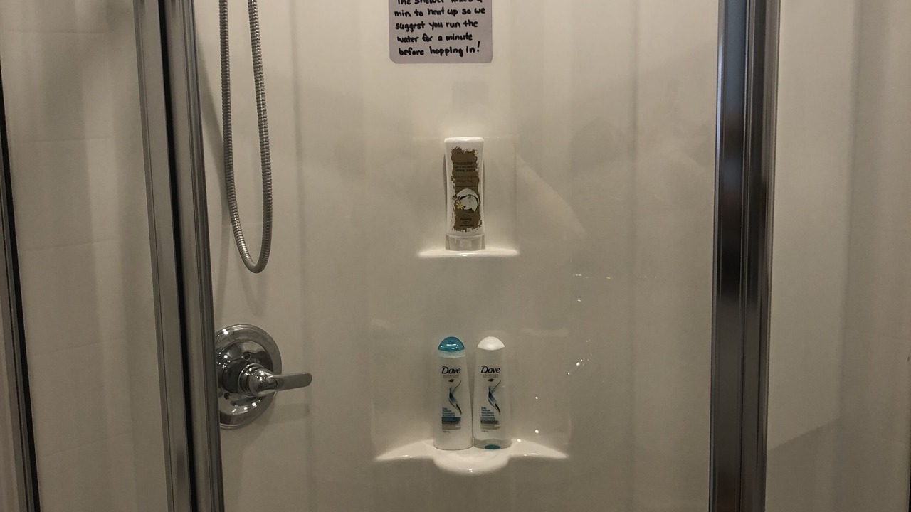 Photo of Bathroom in Okanagan-Similkameen
