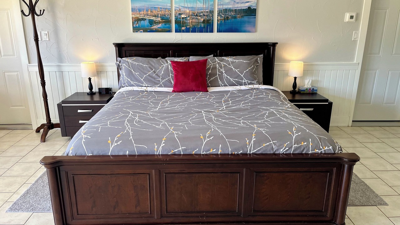 Photo of Bedroom in Okanagan-Similkameen