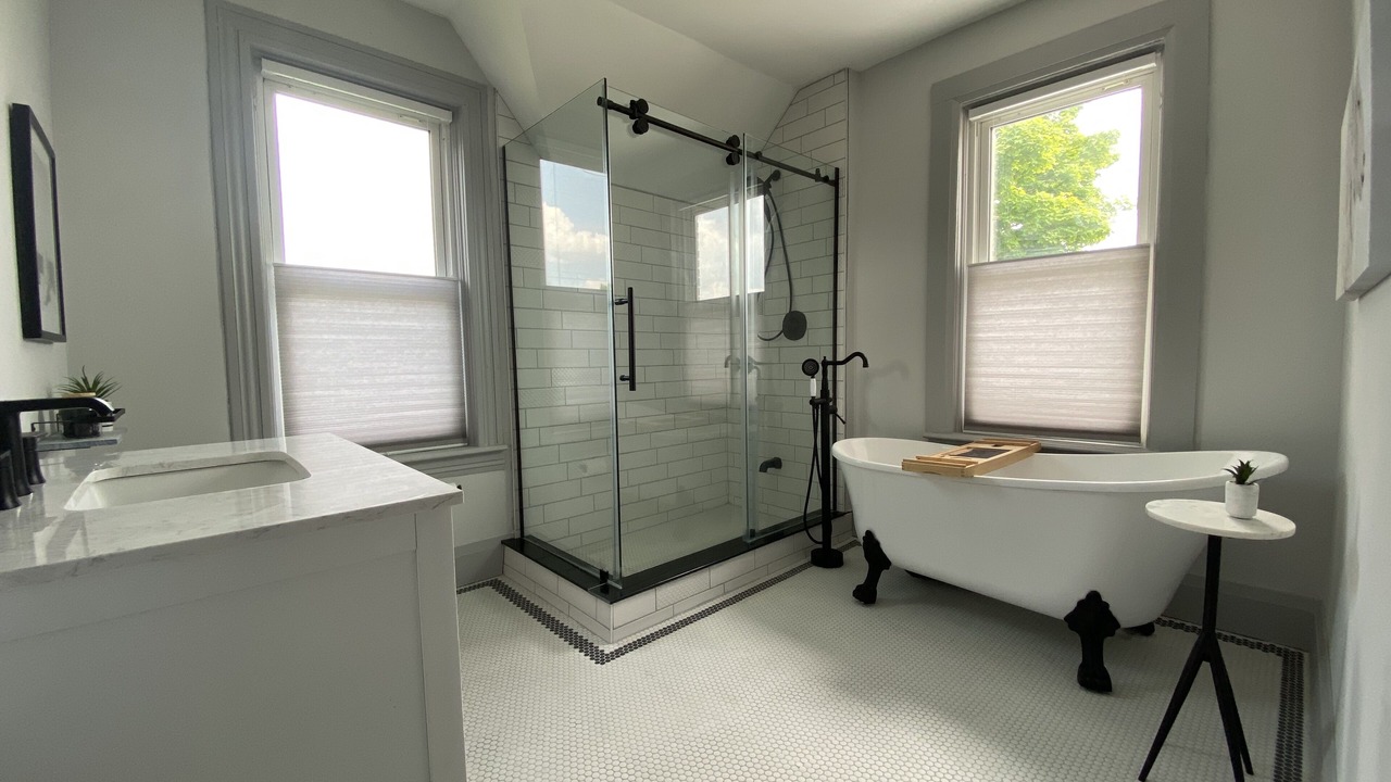 Photo of Bathroom in Woodville