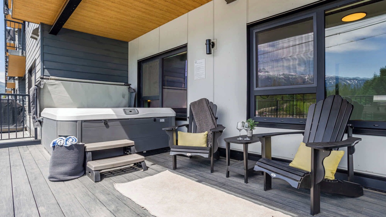 Photo of Patio Balcony in Revelstoke