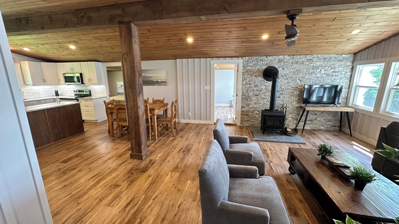 Photo of Livingroom in Kingston
