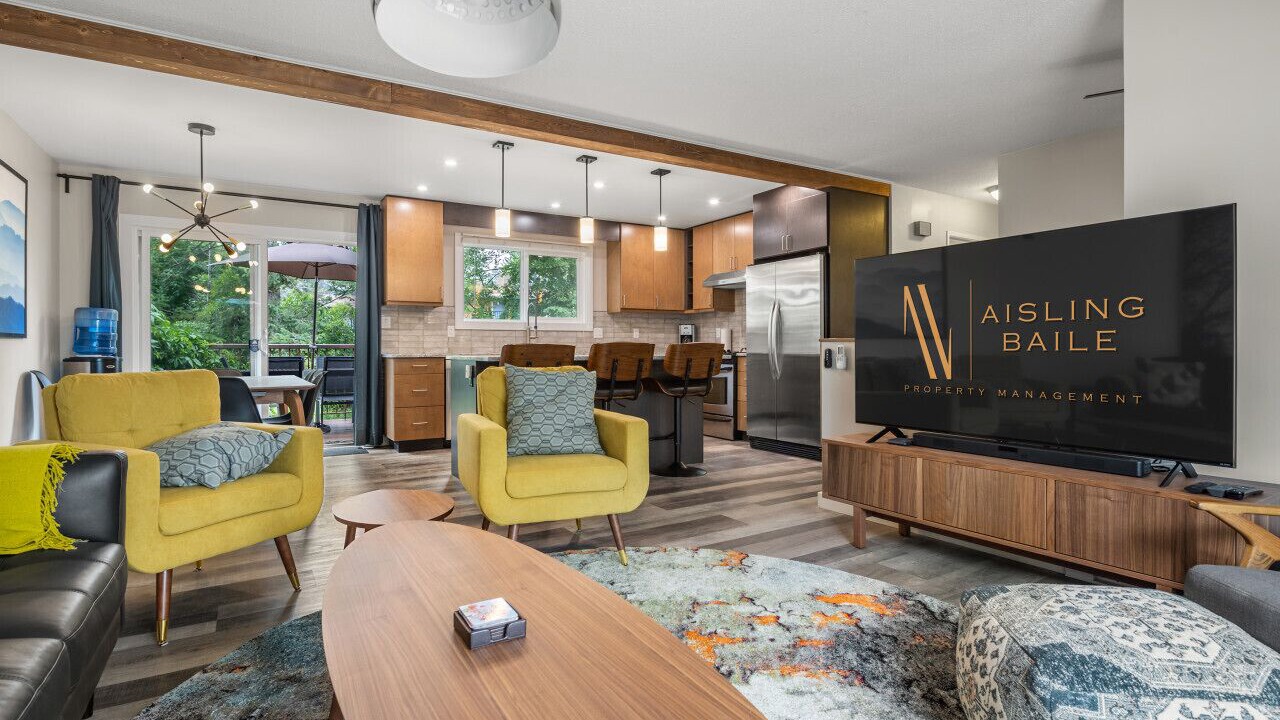 Photo of Livingroom in East Kootenay