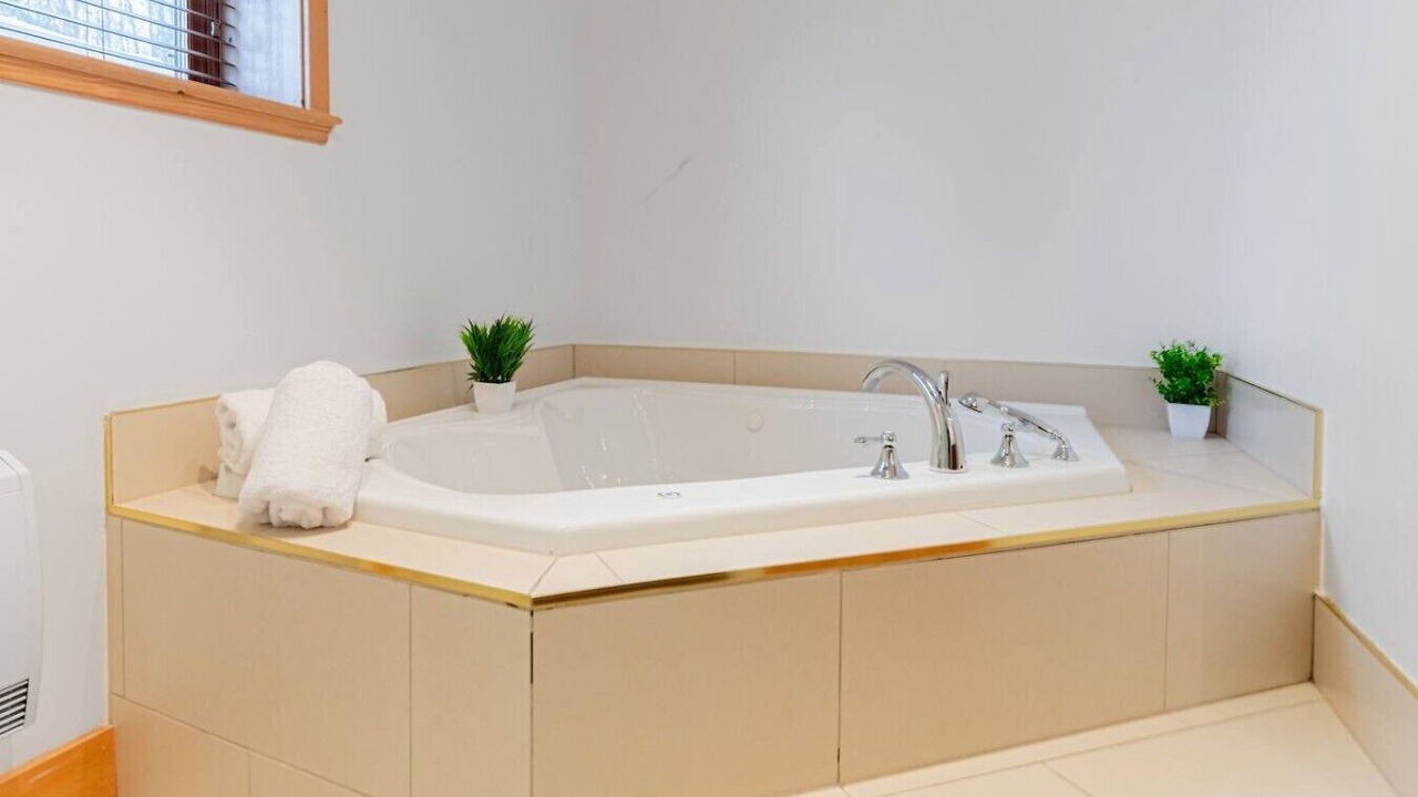 Photo of Bathroom in Fiddler Lake Resort