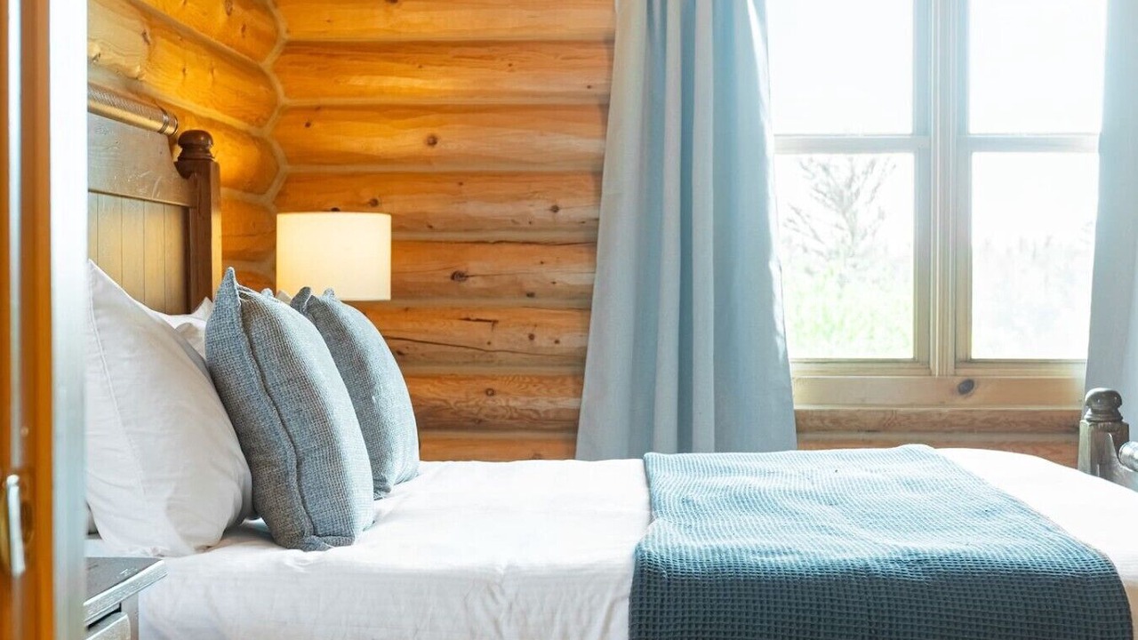 Photo of Bedroom in Fiddler Lake Resort
