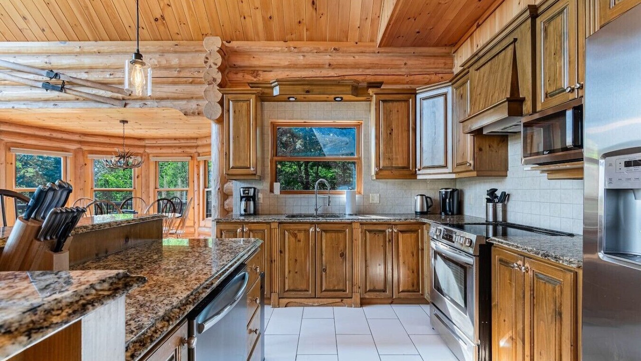 Photo of Kitchen in Fiddler Lake Resort