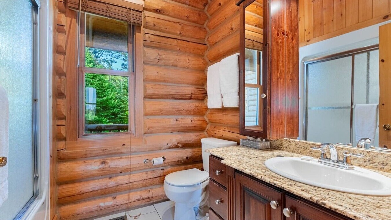 Photo of Bathroom in Fiddler Lake Resort