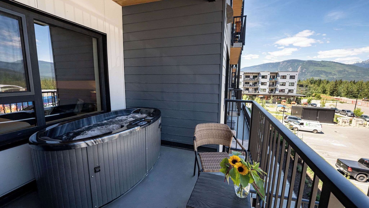 Photo of Patio Balcony in Revelstoke