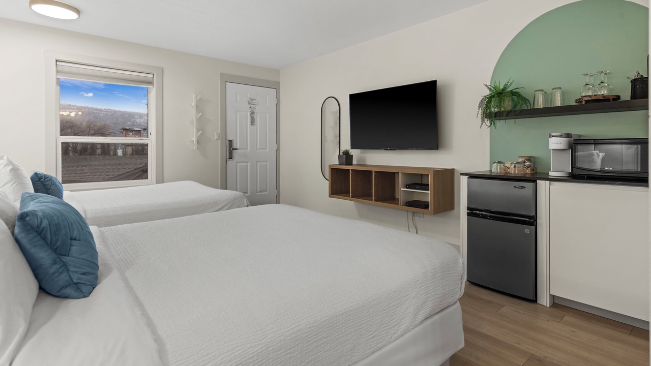 Photo of Bedroom in Okanagan-Similkameen
