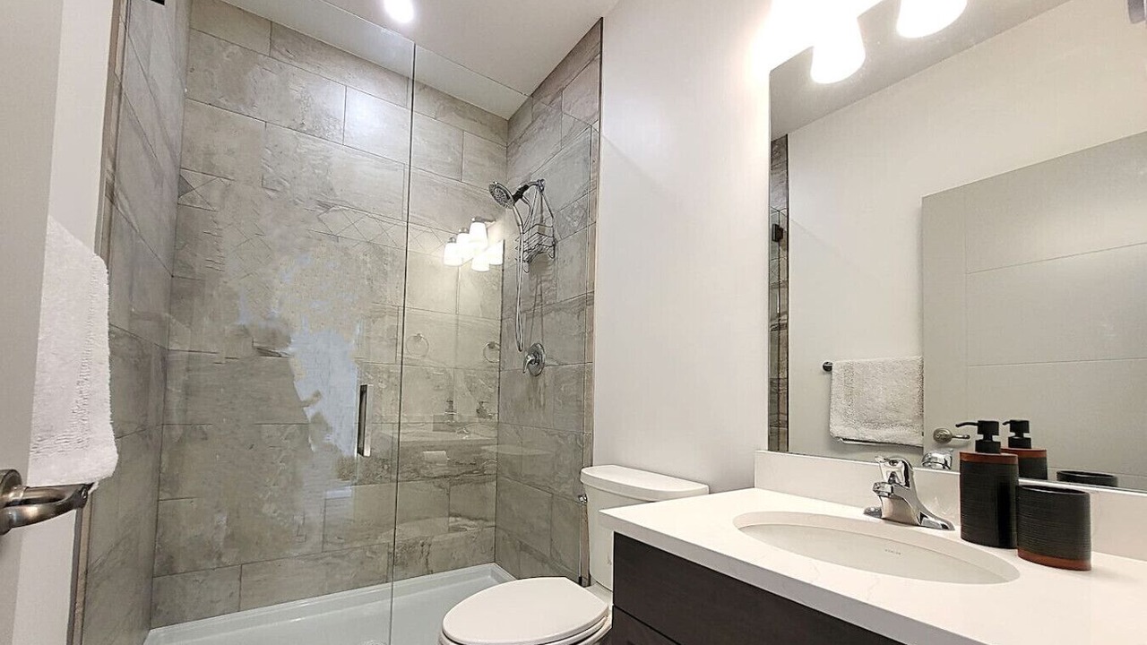 Photo of Bathroom in Okanagan-Similkameen