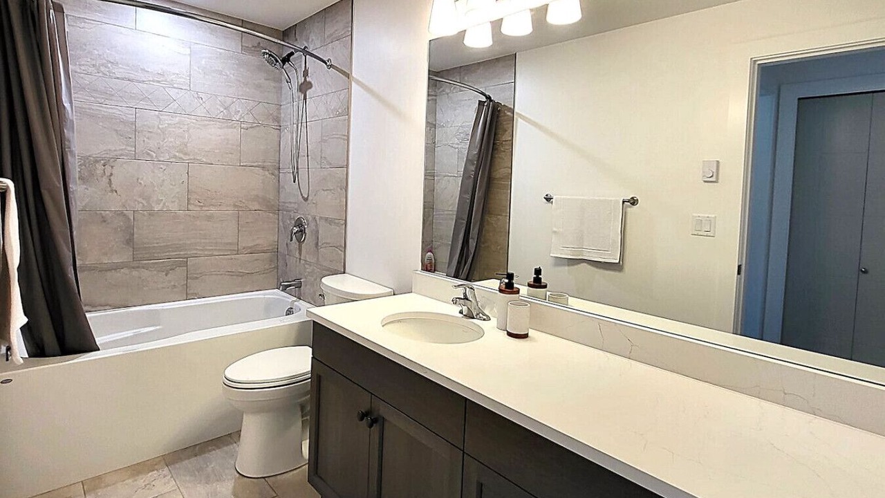 Photo of Bathroom in Okanagan-Similkameen