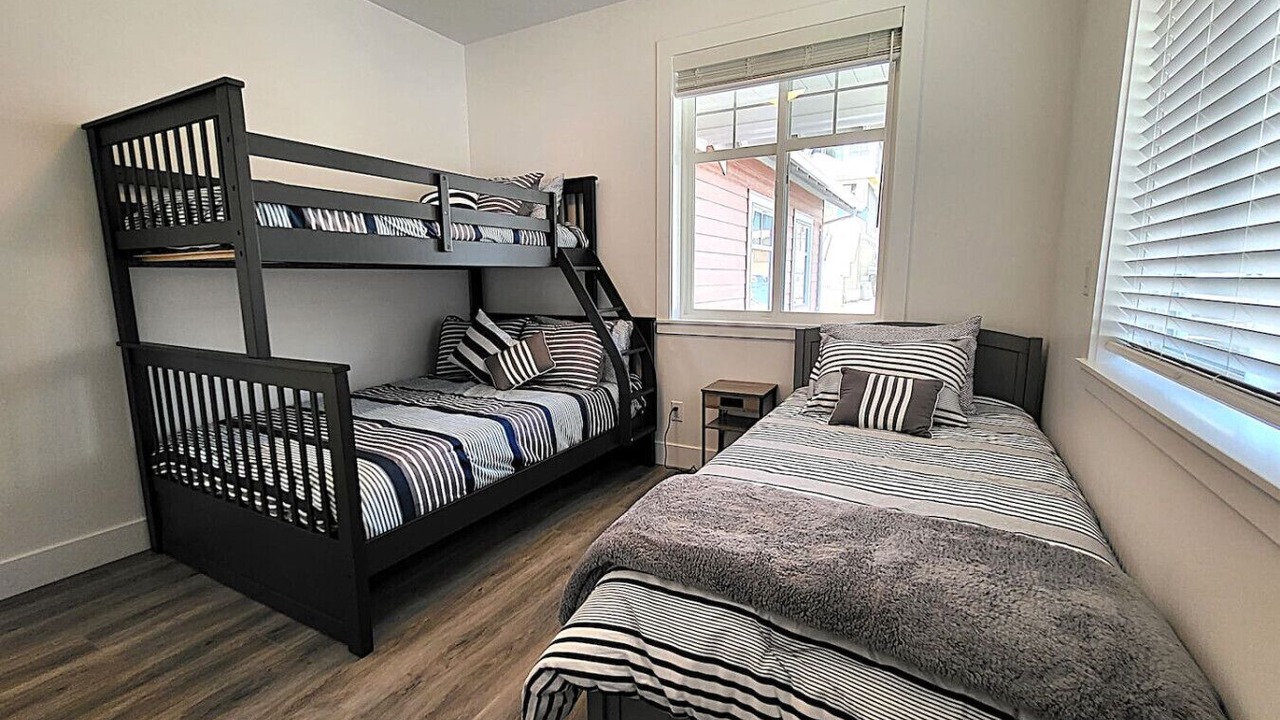 Photo of Bedroom in Okanagan-Similkameen