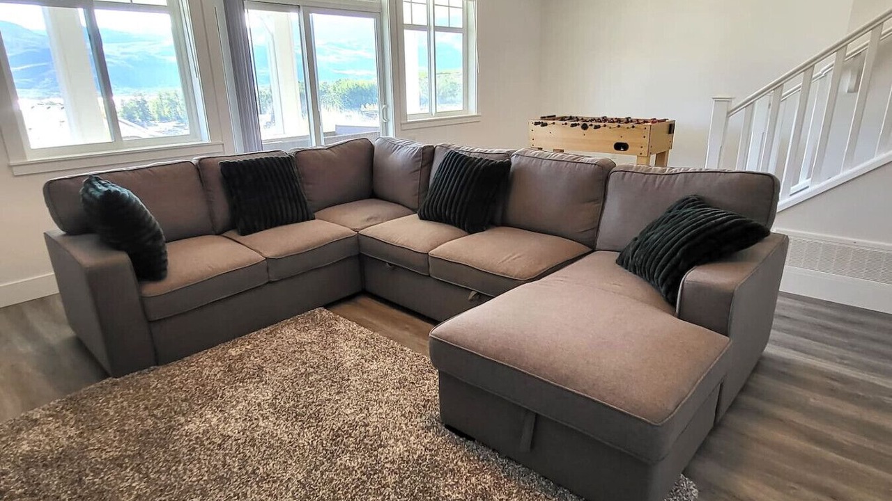 Photo of Livingroom in Okanagan-Similkameen