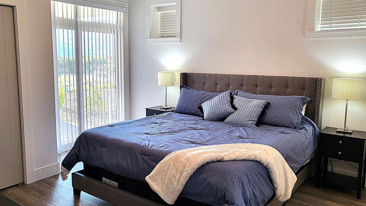 Photo of Bedroom in Okanagan-Similkameen