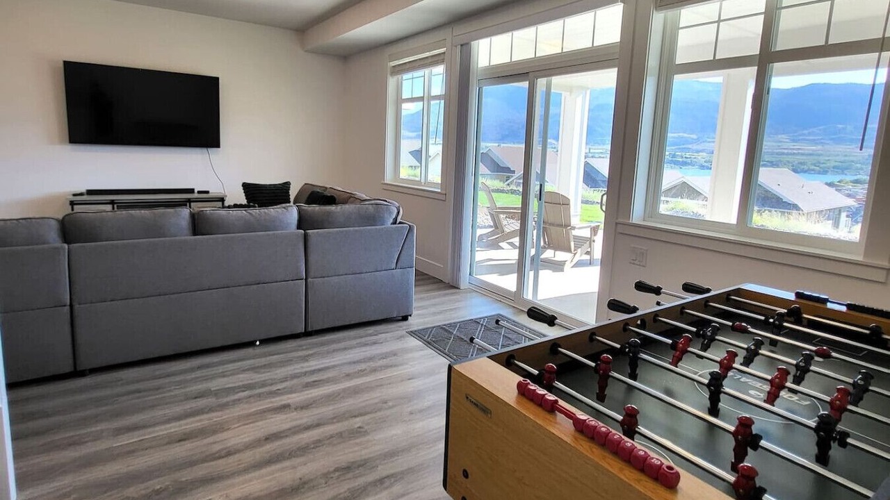Photo of Bedroom in Okanagan-Similkameen
