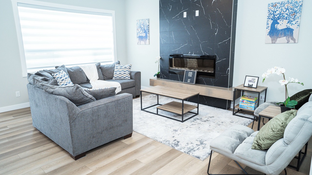 Photo of Livingroom in Airdrie